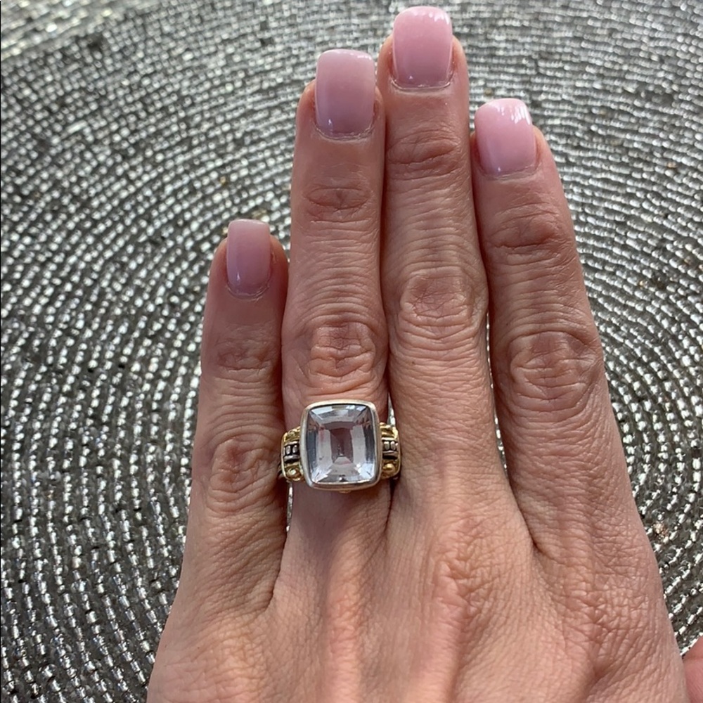 Lago cocktail quartz ring